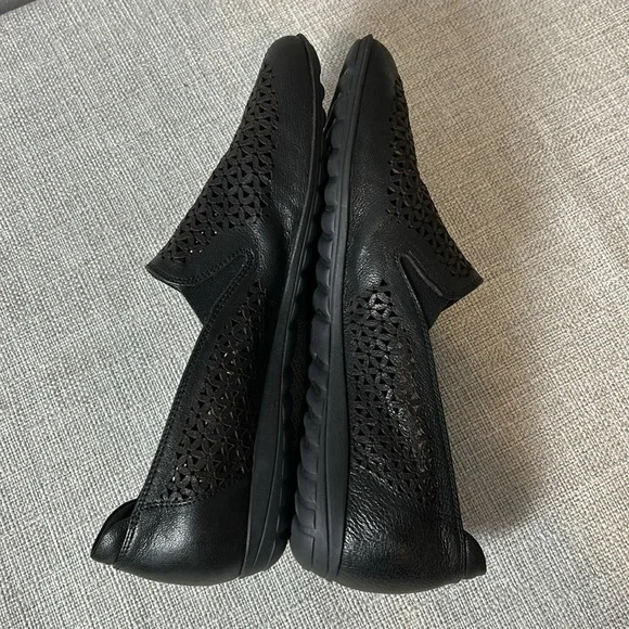 Sesto Meucci made in Italy perforated black loafers Sizee 7 - Picture 8 of 11